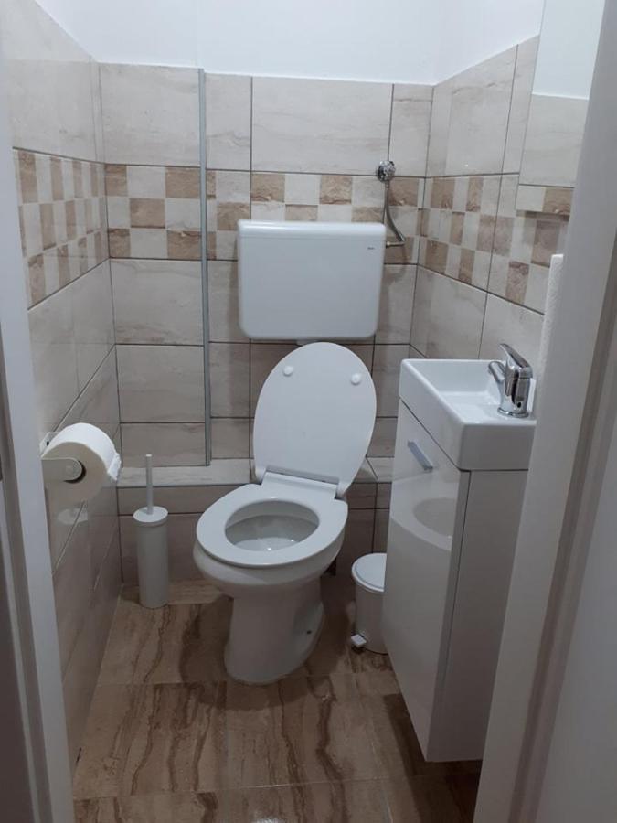 Apartman Ana Slavonski Brod Esterno foto